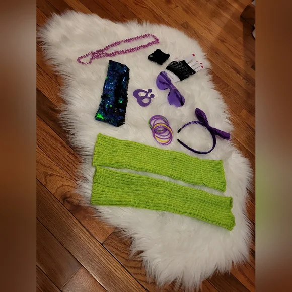 80s Female Costume ๐๐ - Picture 9 of 12